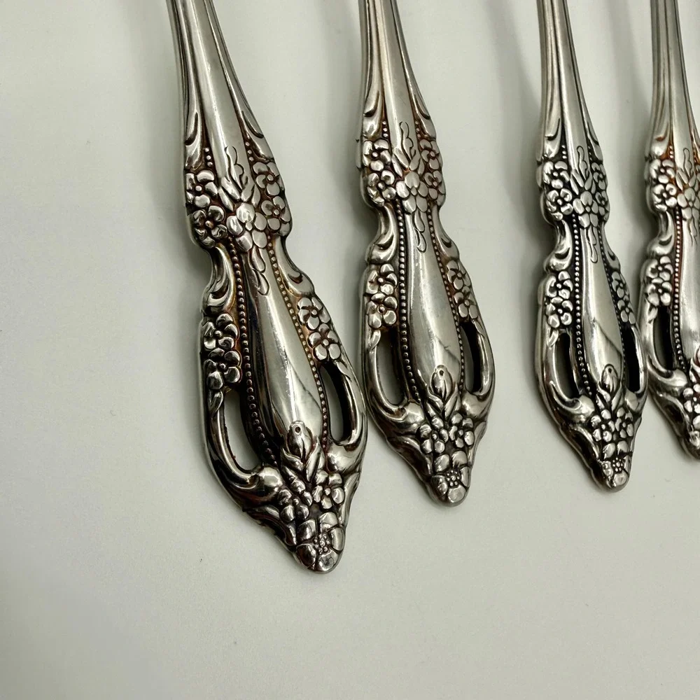 Oneida Distinction Deluxe Raphael Pattern Stainless Steel Set 8 Teaspoons 6